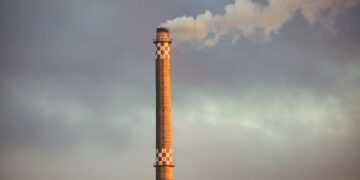 Global Climate Control: A Comparative Analysis of Climate Change Laws Across Nations