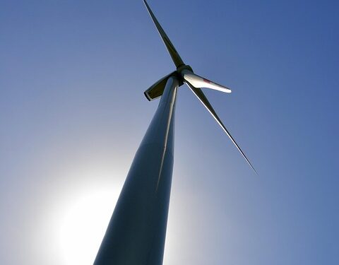 The Power of Renewables: Balancing the Benefits and Drawbacks of Sustainable Energy Solutions