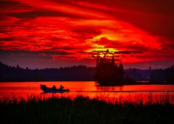 Unignorable Signs: The Growing Threat of Global Warming