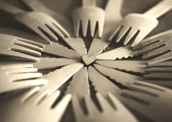 10 Easy Eco-Friendly Hacks for a Greener Lifestyle