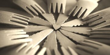 10 Easy Eco-Friendly Hacks for a Greener Lifestyle